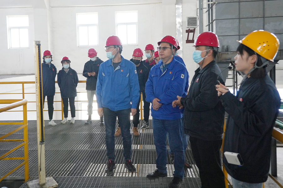 261635208588743469.jpeg 05 渭化同志參觀蒲城站_副本.jpg