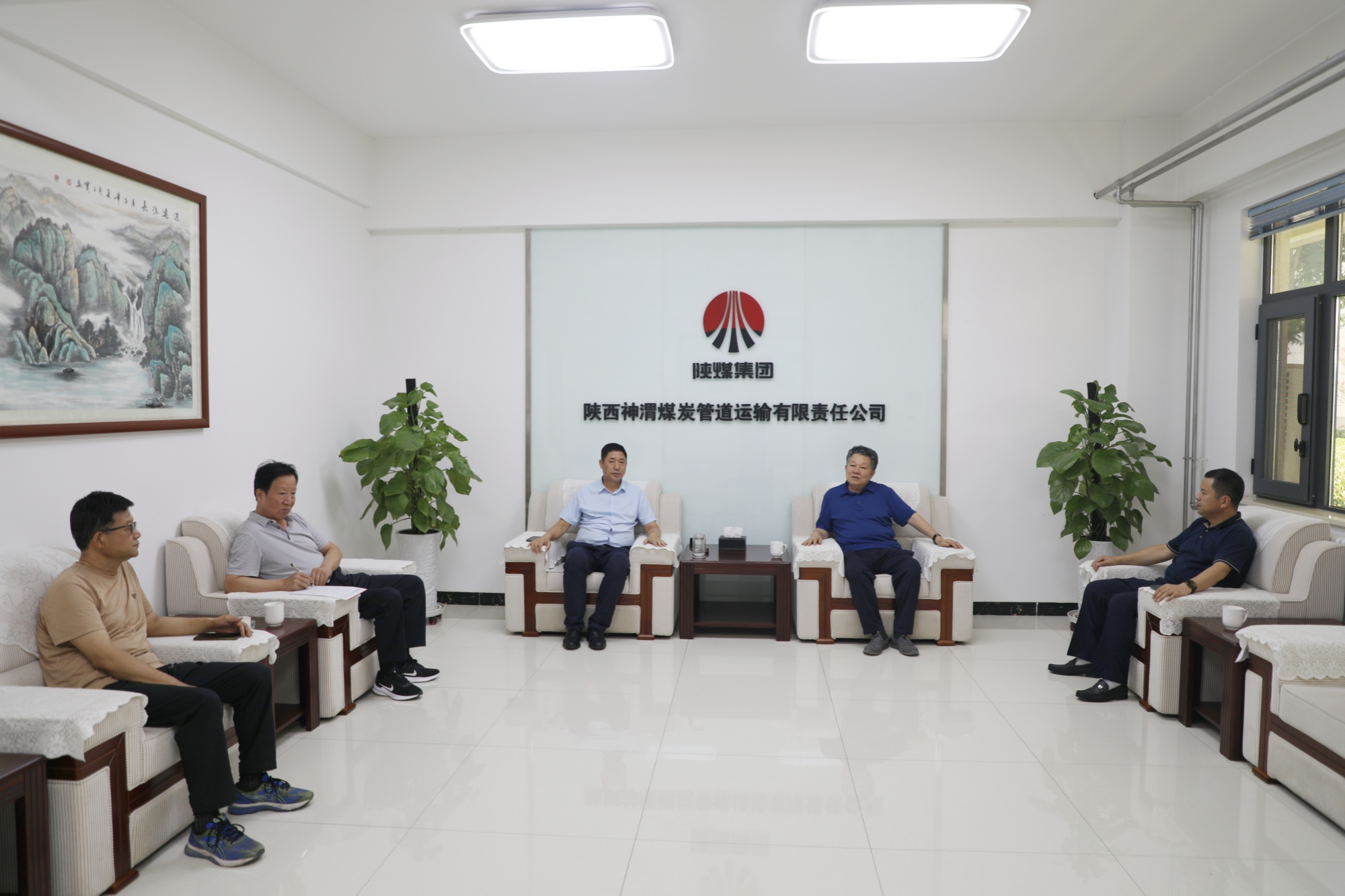 221692696664938976.jpeg 1M.jpg